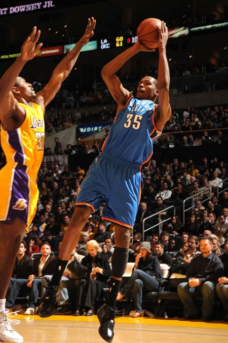 远古联盟一姐称饿死都不打LOL，直言不想做不喜欢的事，网友：咸鱼